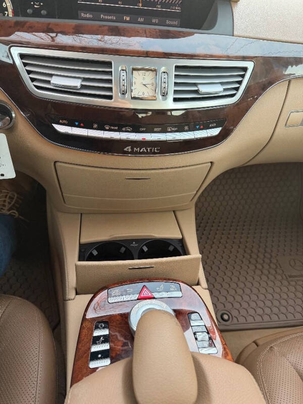 2008 Mercedes-Benz S-Class S 550 4MATIC