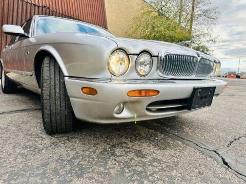 1999 Jaguar XJ8