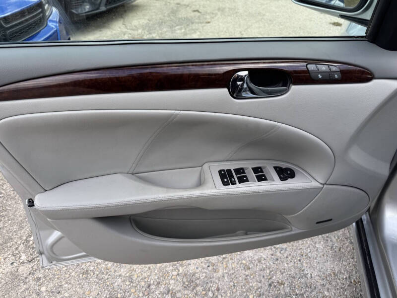 2011 Buick Lucerne CXL Premium