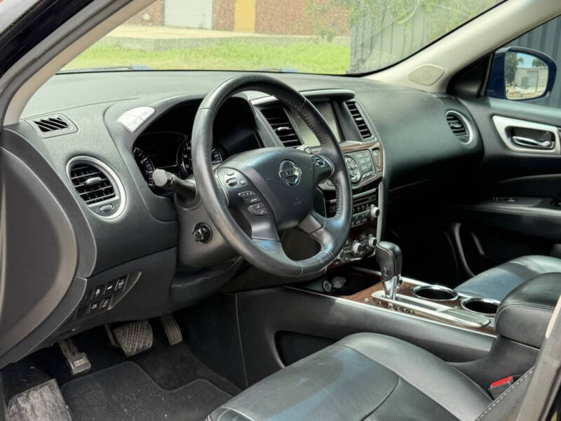 2014 Nissan Pathfinder Platinum