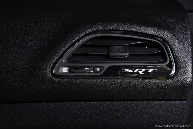 2015 Dodge Challenger SRT Hellcat