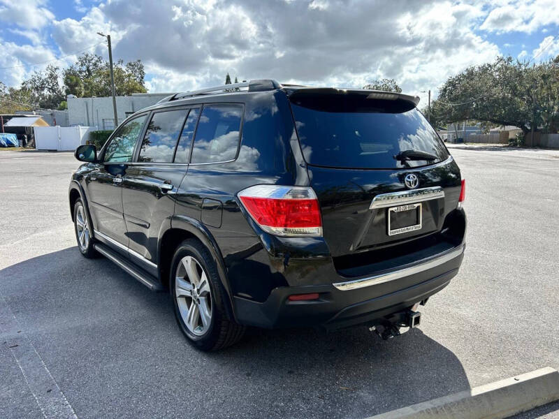 2013 Toyota Highlander Limited photo 6