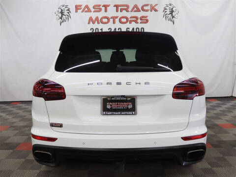 2018 Porsche Cayenne Platinum Edition