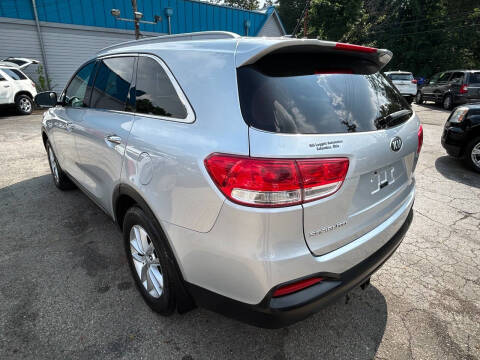2017 Kia Sorento LX
