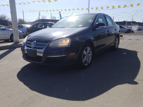 2009 Volkswagen Jetta for sale at Golden Crown Auto Sales in Kennewick WA