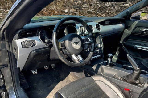 2017 Ford Mustang EcoBoost Premium