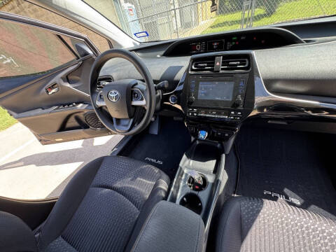 2016 Toyota Prius Two