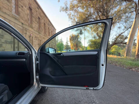 2012 Volkswagen Golf