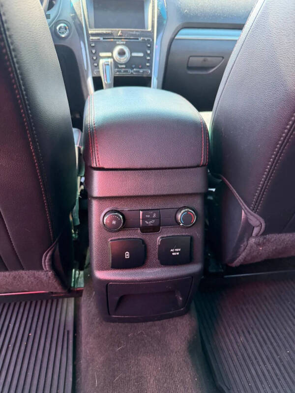 2016 Ford Explorer Sport