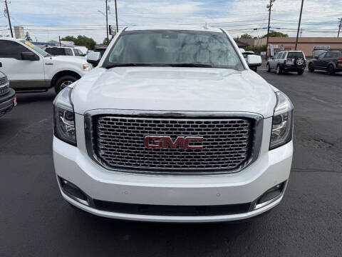 2017 GMC Yukon XL Denali