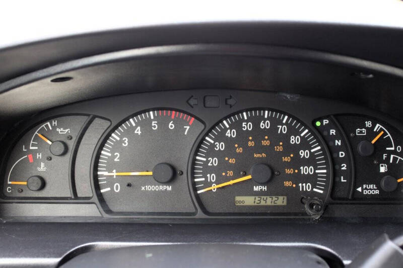 2003 Toyota Tundra SR5