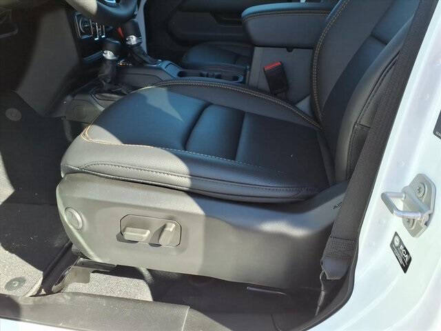 2025 Jeep Gladiator High Tide