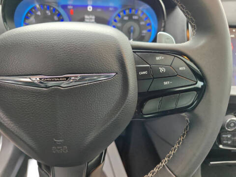 2023 Chrysler 300 S V6