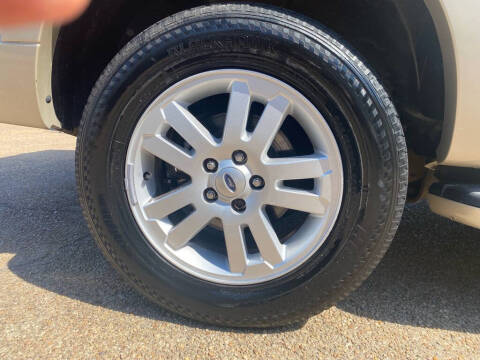 2010 Ford Explorer Eddie Bauer