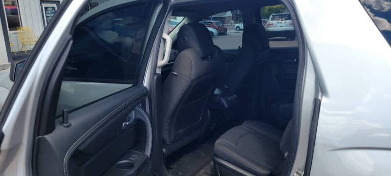 2014 GMC Acadia SLE-2