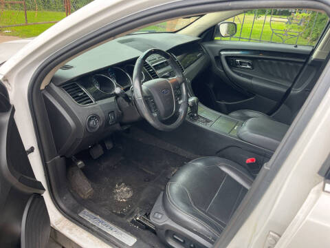 2011 Ford Taurus Limited