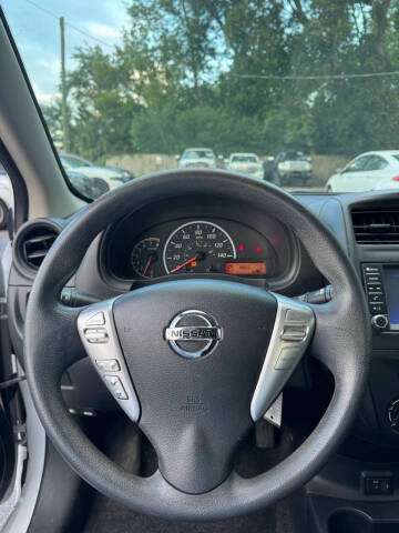 2019 Nissan Versa