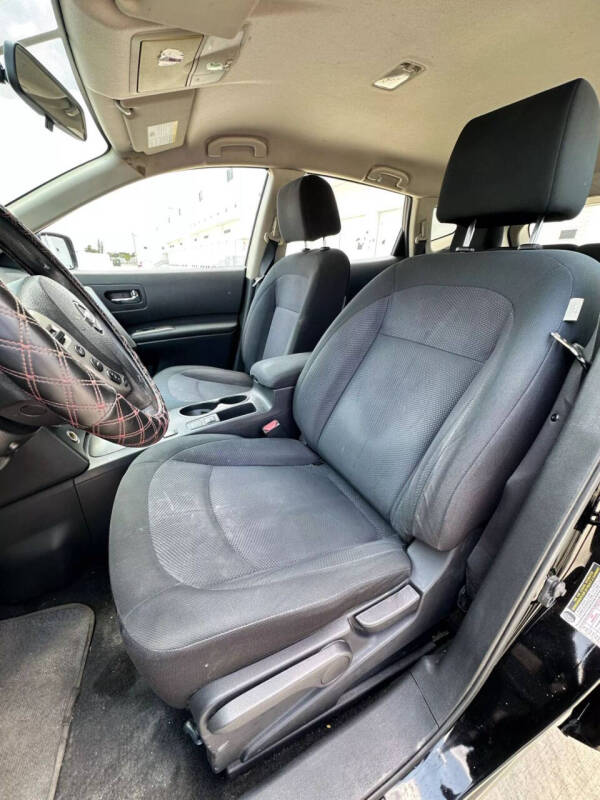 2014 Nissan Rogue Select S