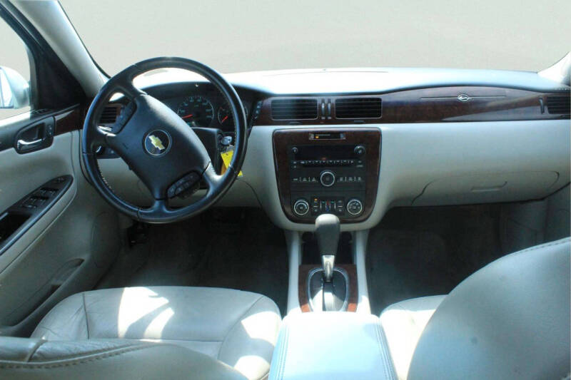 2011 Chevrolet Impala LTZ