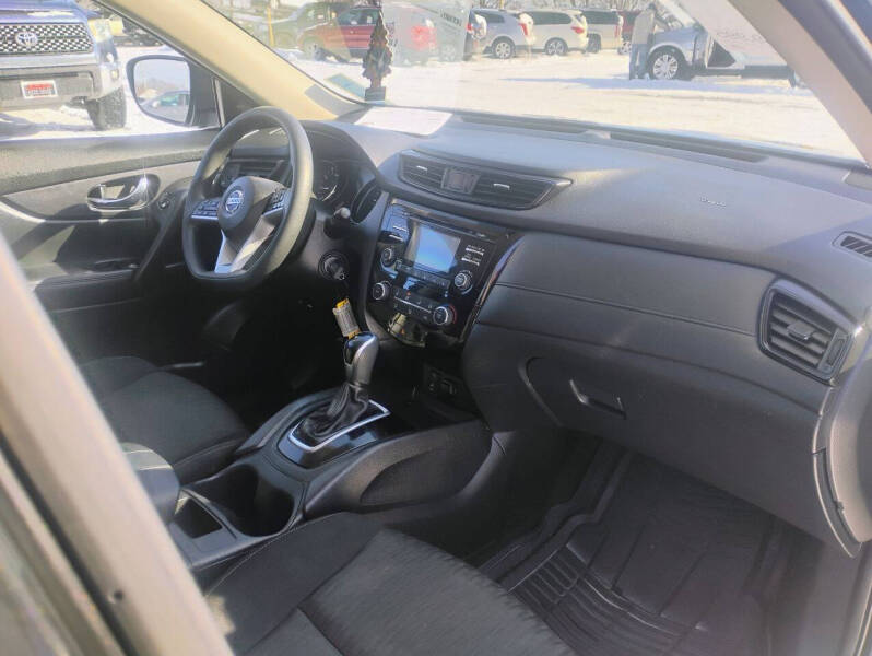 2017 Nissan Rogue S