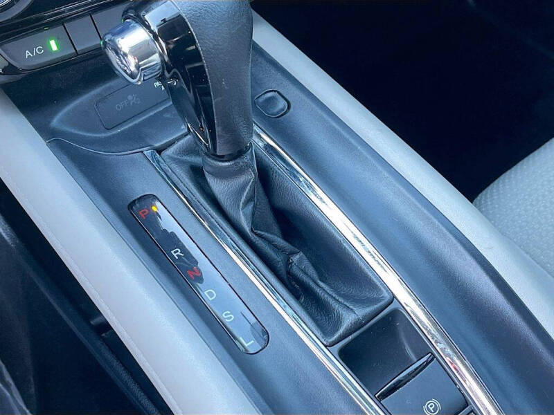 2022 Honda HR-V LX