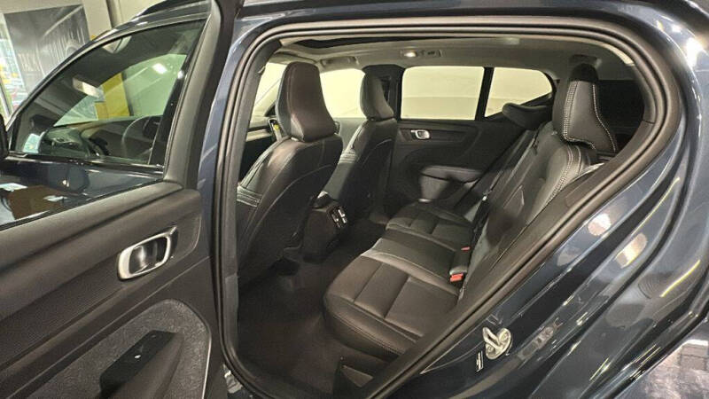 2026 Volvo XC40 B5 Core