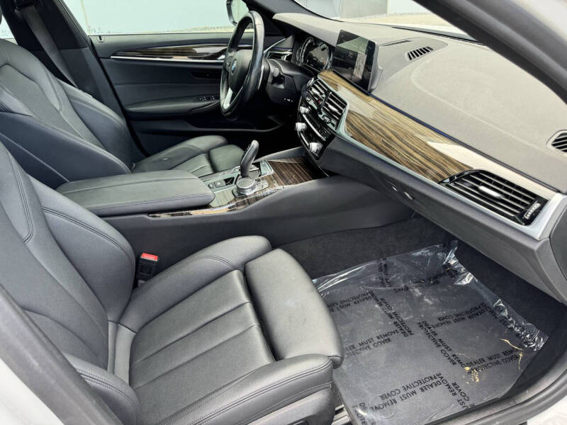 2018 BMW 5 Series 530e iPerformance