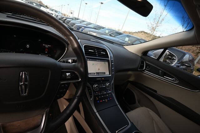 2020 Lincoln Nautilus Reserve