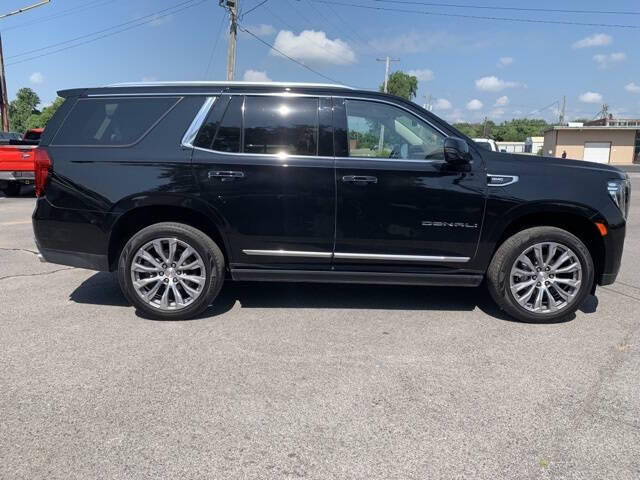 2023 GMC Yukon Denali