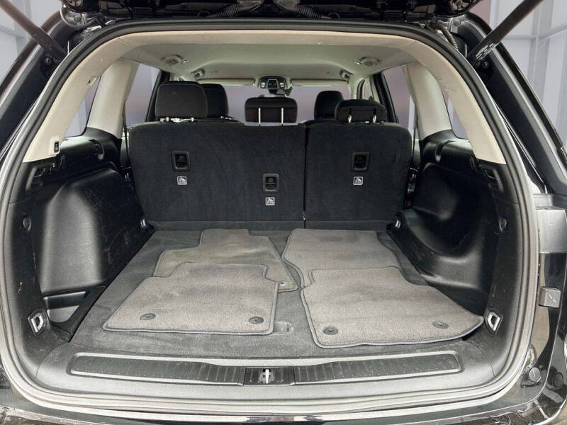 2022 Jeep Grand Cherokee Laredo
