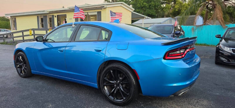 2016 Dodge Charger SXT