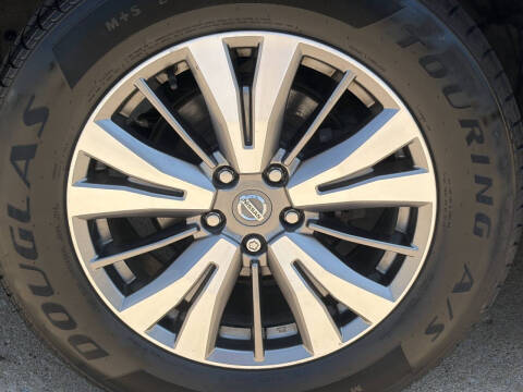 2019 Nissan Pathfinder S