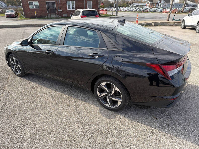 2023 Hyundai Elantra SEL