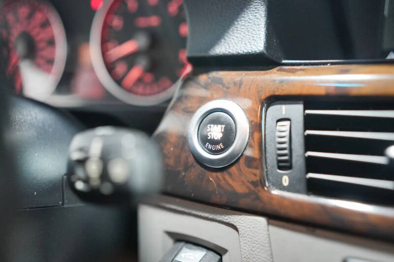 2006 BMW 3 Series 330i