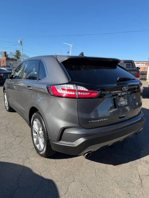 2023 Ford Edge Titanium