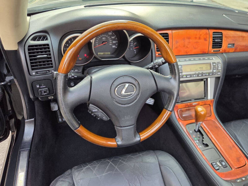 2003 Lexus SC 430