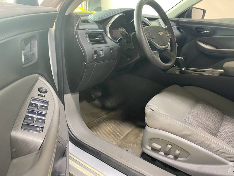 2017 Chevrolet Impala LS