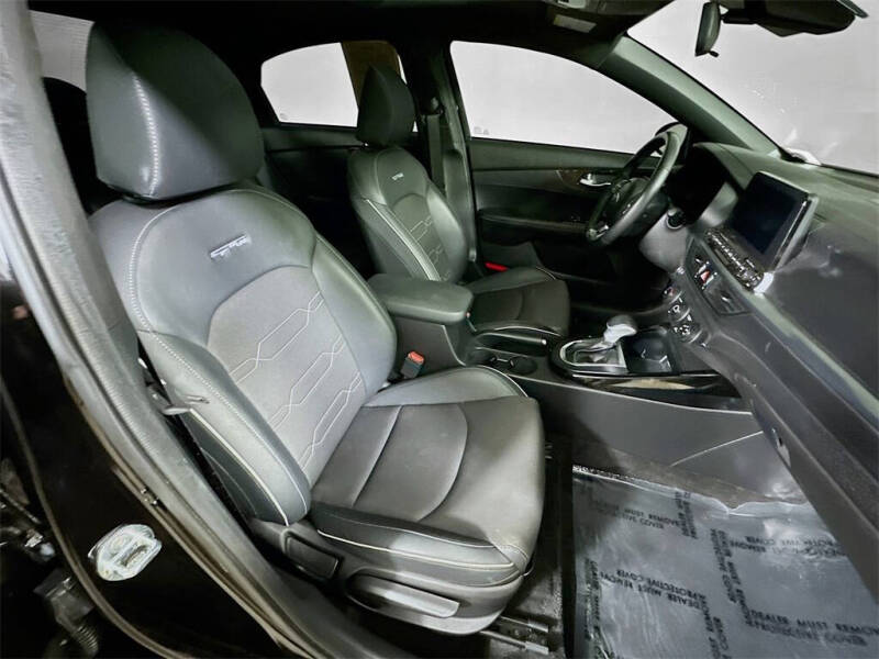 2021 Kia Forte GT Line