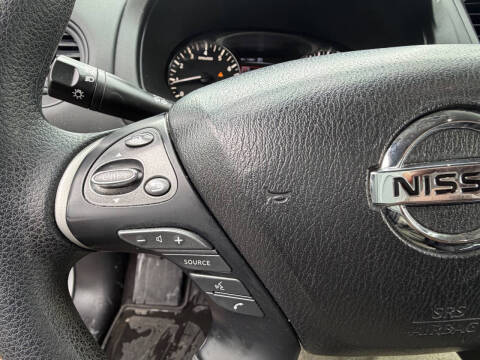 2018 Nissan Pathfinder S