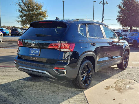 2023 Volkswagen Taos SE