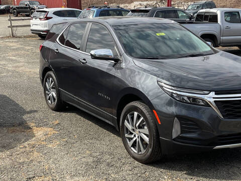 2022 Chevrolet Equinox for sale at Route 102 Auto Sales  and Service - Route 102 Auto Sales and Service in Lee MA