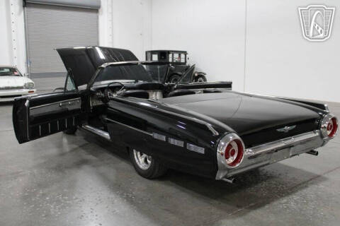 1962 Ford Thunderbird