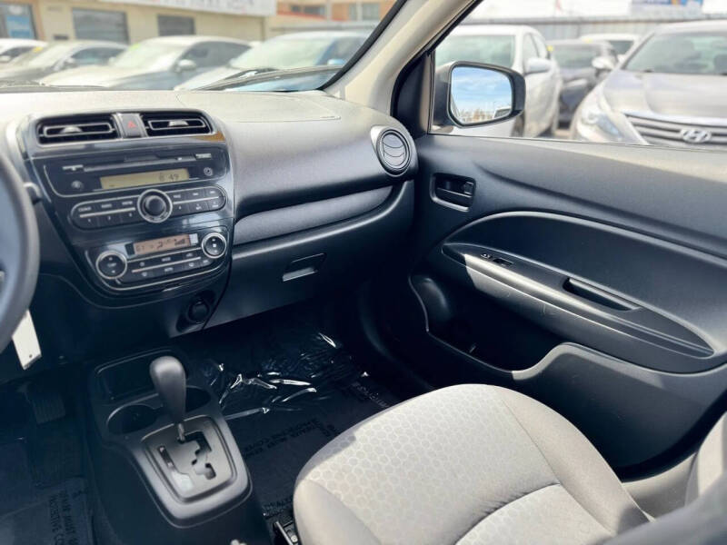 2015 Mitsubishi Mirage DE