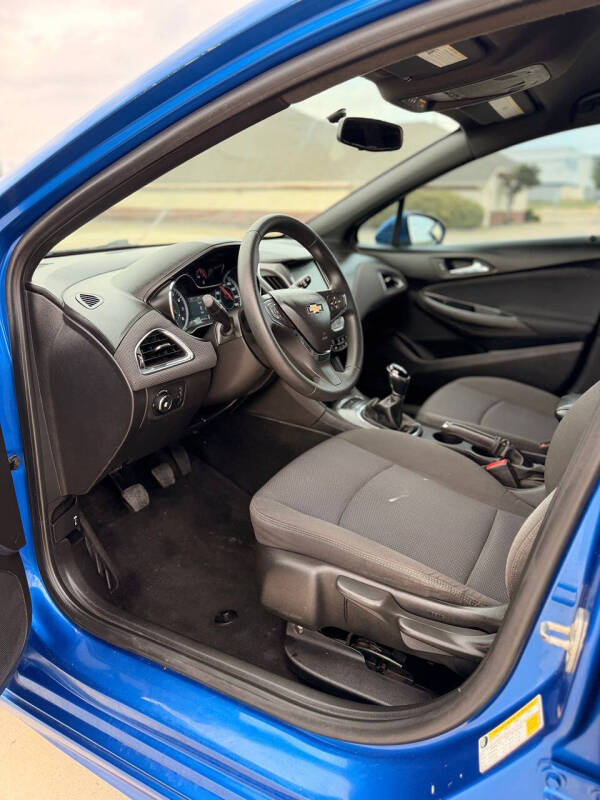 2017 Chevrolet Cruze LT Manual