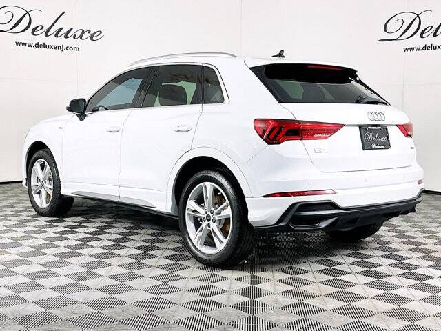 2024 Audi Q3 quattro S line Premium 45 TFSI