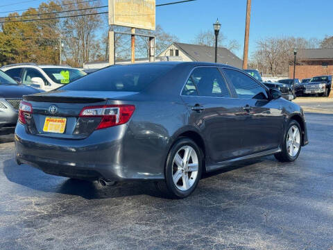 2013 Toyota Camry SE