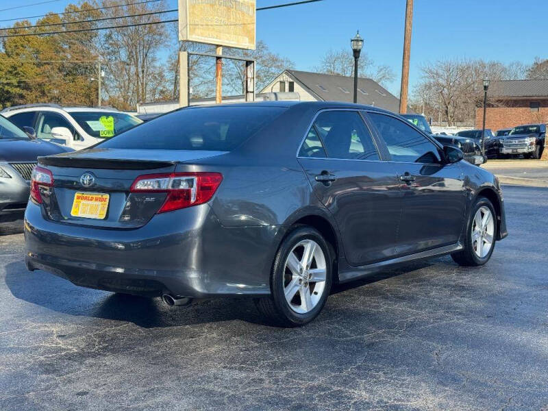 2013 Toyota Camry SE
