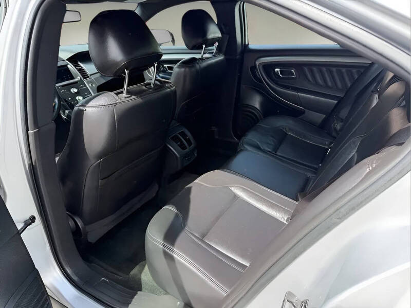 2014 Ford Taurus SEL