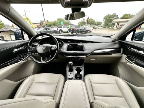 2019 Cadillac XT4 Luxury