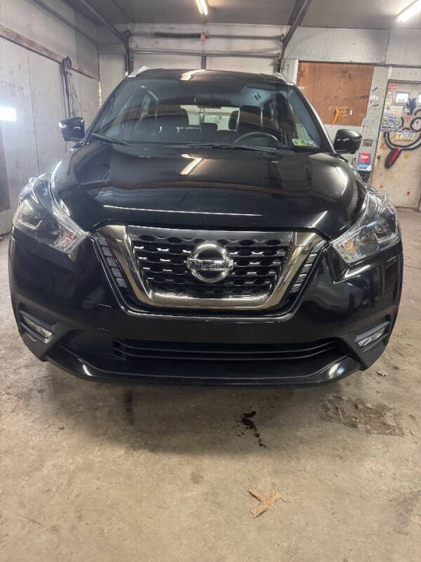 2019 Nissan Kicks SR